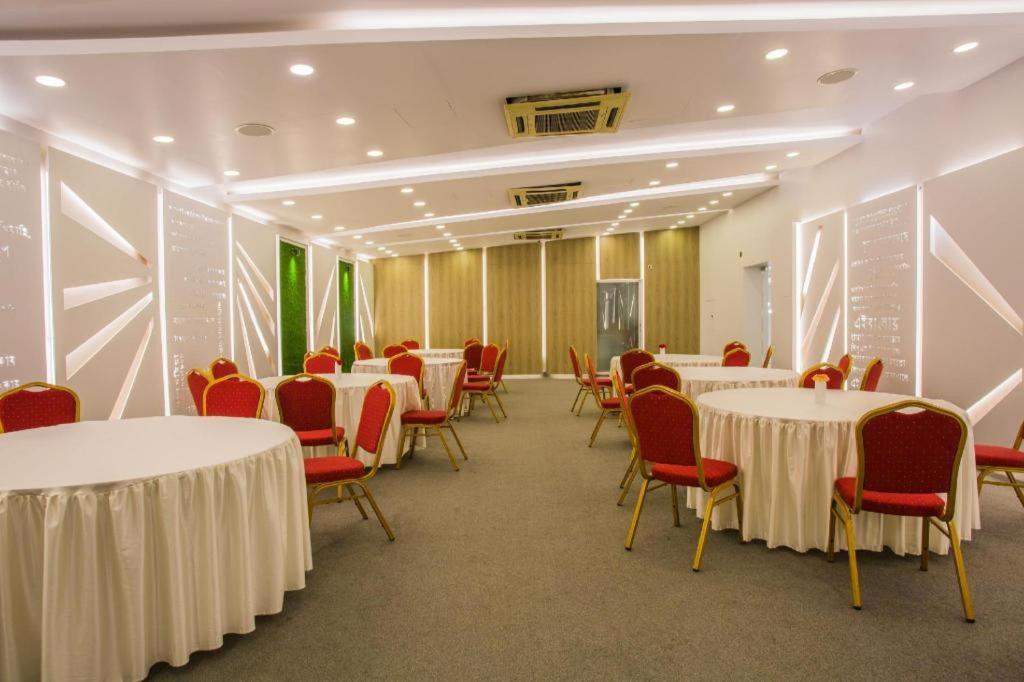 Tropical Daisy Hotel Dhaka Ngoại thất bức ảnh