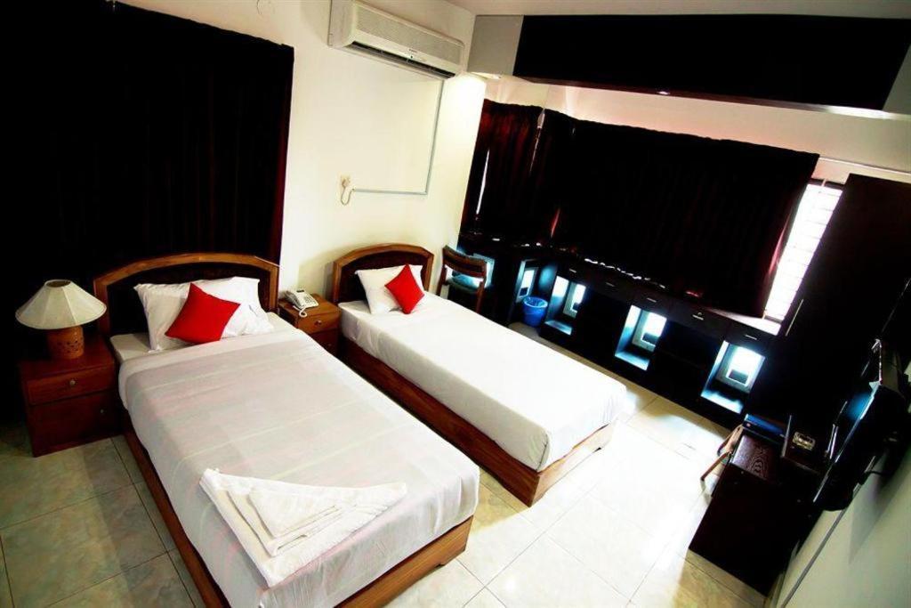 Tropical Daisy Hotel Dhaka Ngoại thất bức ảnh