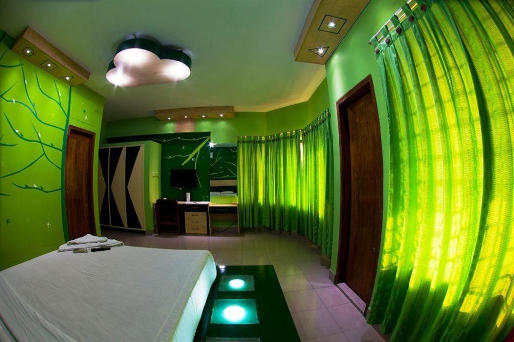 Tropical Daisy Hotel Dhaka Ngoại thất bức ảnh