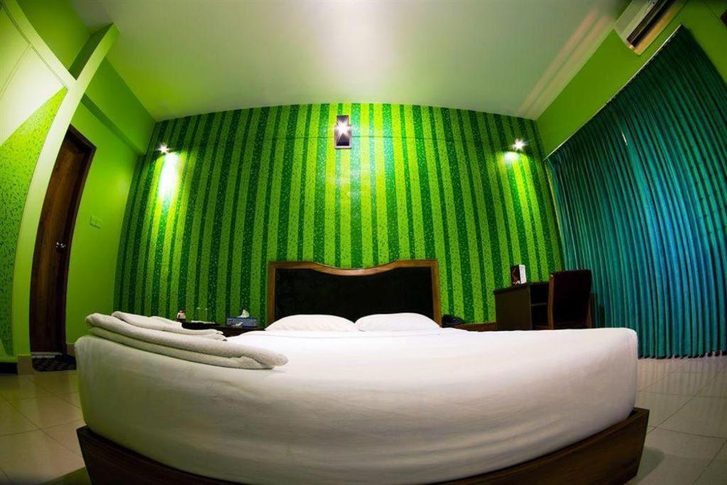 Tropical Daisy Hotel Dhaka Ngoại thất bức ảnh