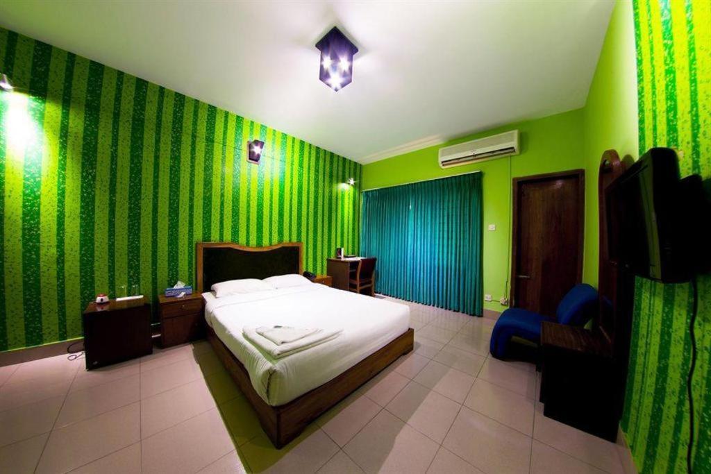 Tropical Daisy Hotel Dhaka Ngoại thất bức ảnh