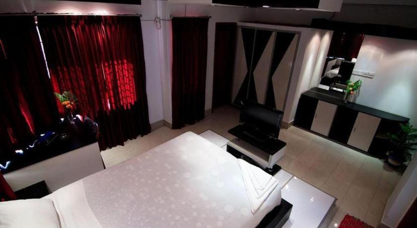Tropical Daisy Hotel Dhaka Ngoại thất bức ảnh