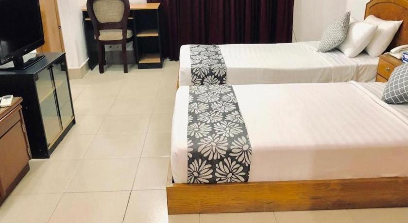 Tropical Daisy Hotel Dhaka Ngoại thất bức ảnh