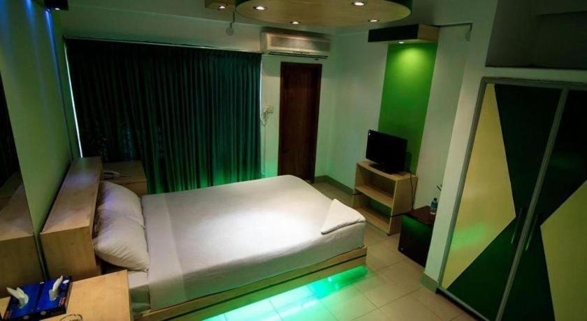 Tropical Daisy Hotel Dhaka Ngoại thất bức ảnh