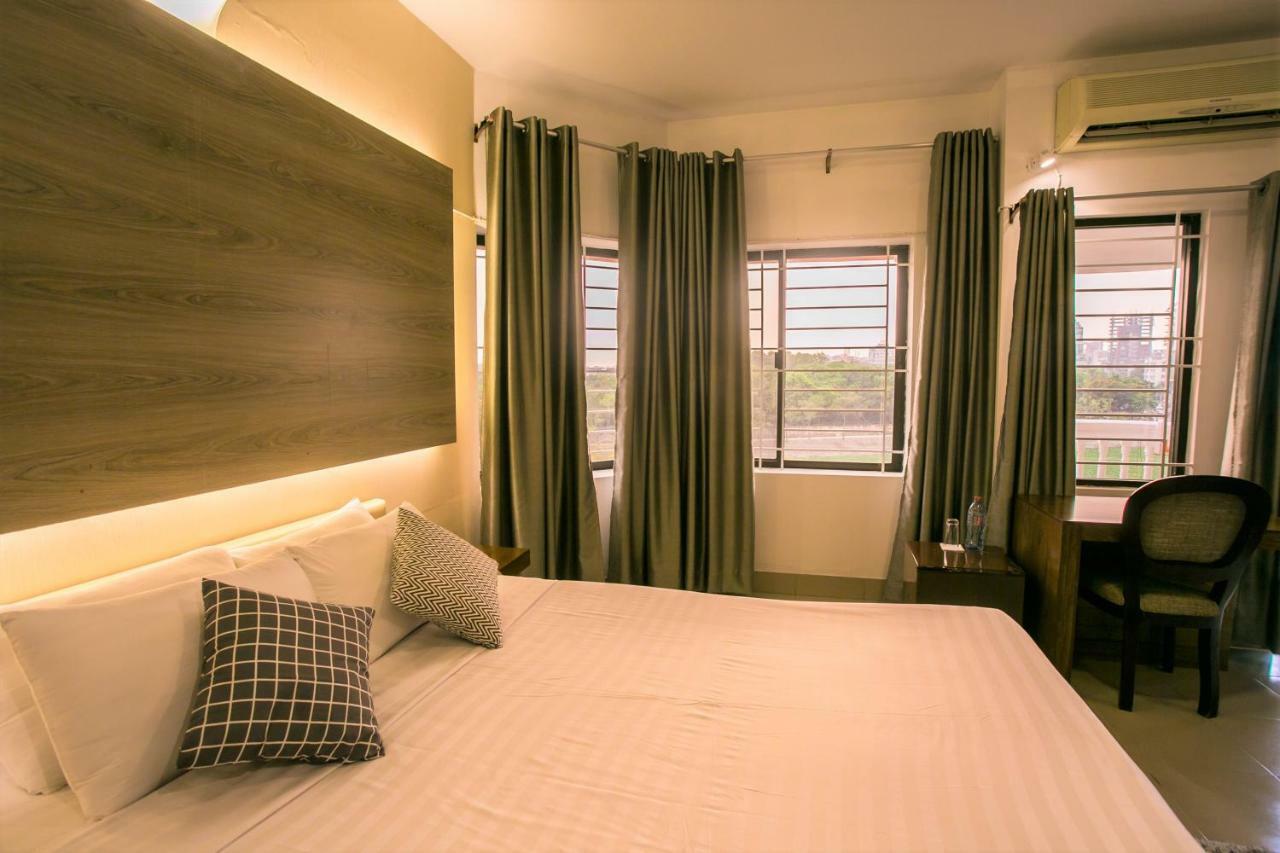 Tropical Daisy Hotel Dhaka Ngoại thất bức ảnh